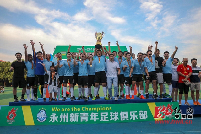 班凯罗27分米切尔50分 魔术力克骑士3-3进抢七